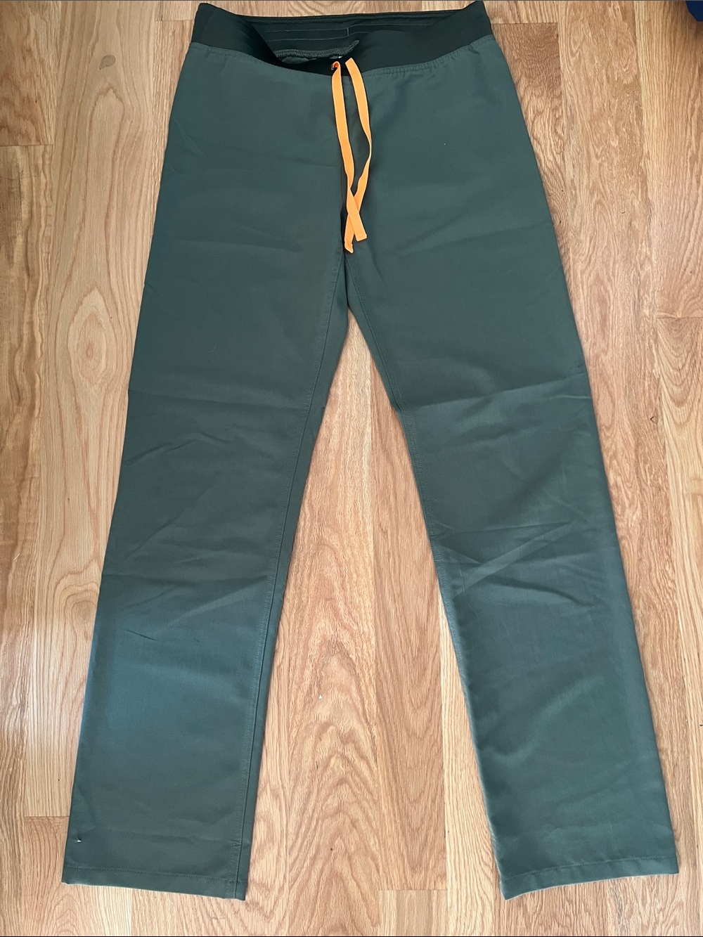Figs Women’s Dark Olive Scrub Pant with Orange Drawstring